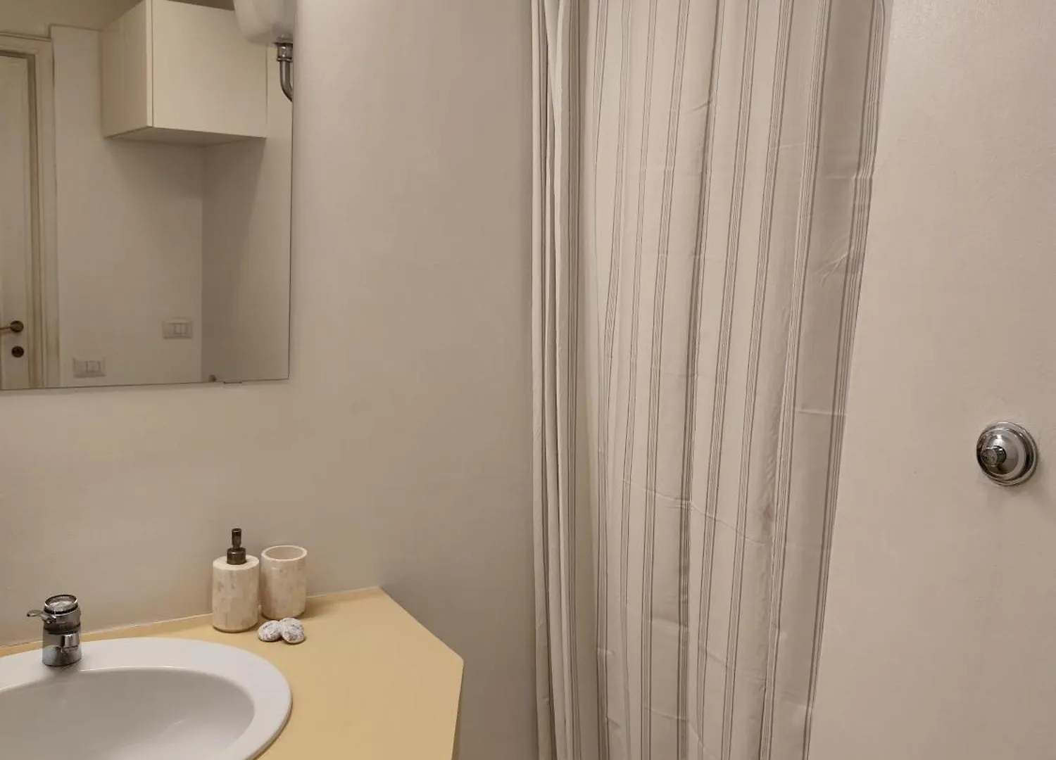 Casa Lovera In Vaticano Roma Italia